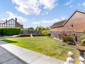 Photo 34- click for photo gallery